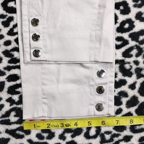WHBM Button Hem Slim Capri Inseam 23" - Picture 14 of 14